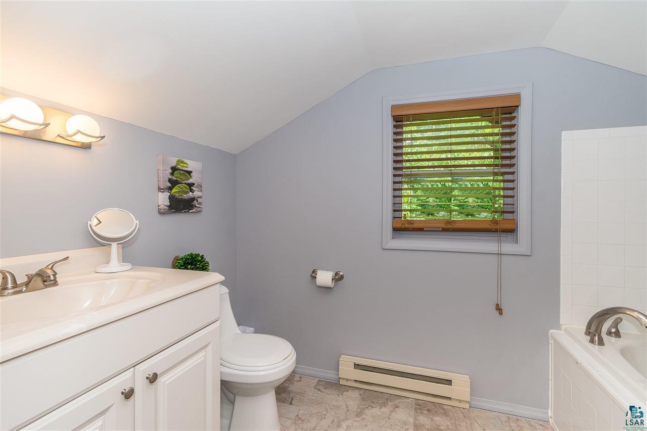 4247 Fayre Road Duluth, MN 55803 - Photo 16 of 33