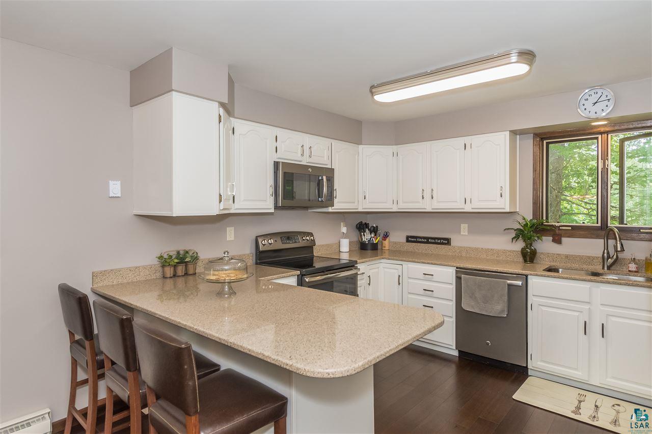 4247 Fayre Road Duluth, MN 55803 - Photo 7 of 33