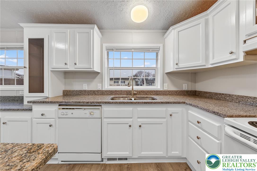 1190 Grange Road, Unit K5 Allentown, PA 18106 - Photo 11 of 36