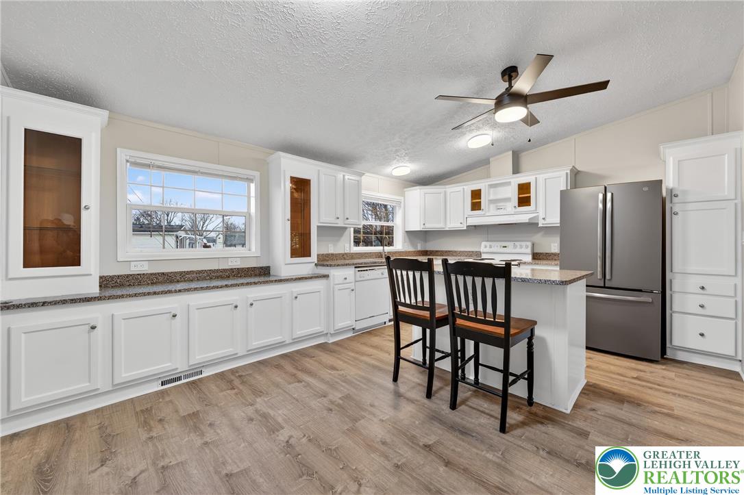 1190 Grange Road, Unit K5 Allentown, PA 18106 - Photo 16 of 36