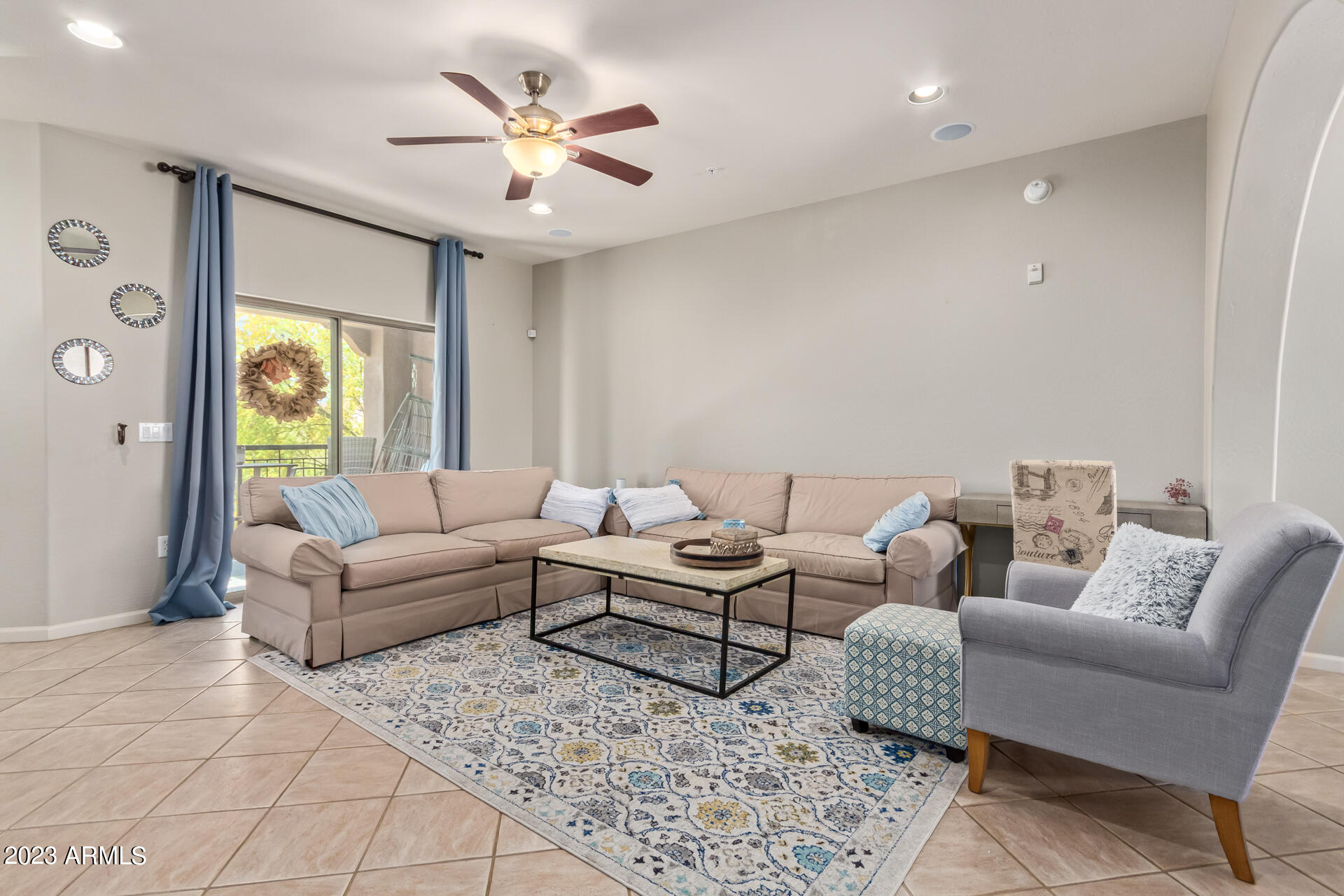 3935 East Rough Rider Road, Unit 1167 Phoenix, AZ 85050 - Photo 8 of 46 Living room