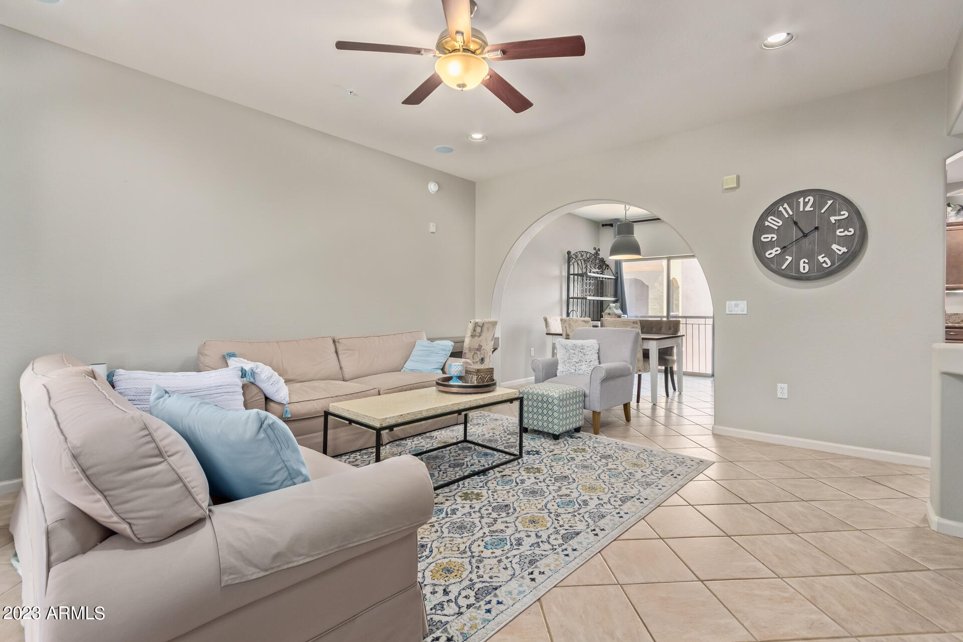 3935 East Rough Rider Road, Unit 1167 Phoenix, AZ 85050 - Photo 9 of 46 Living room
