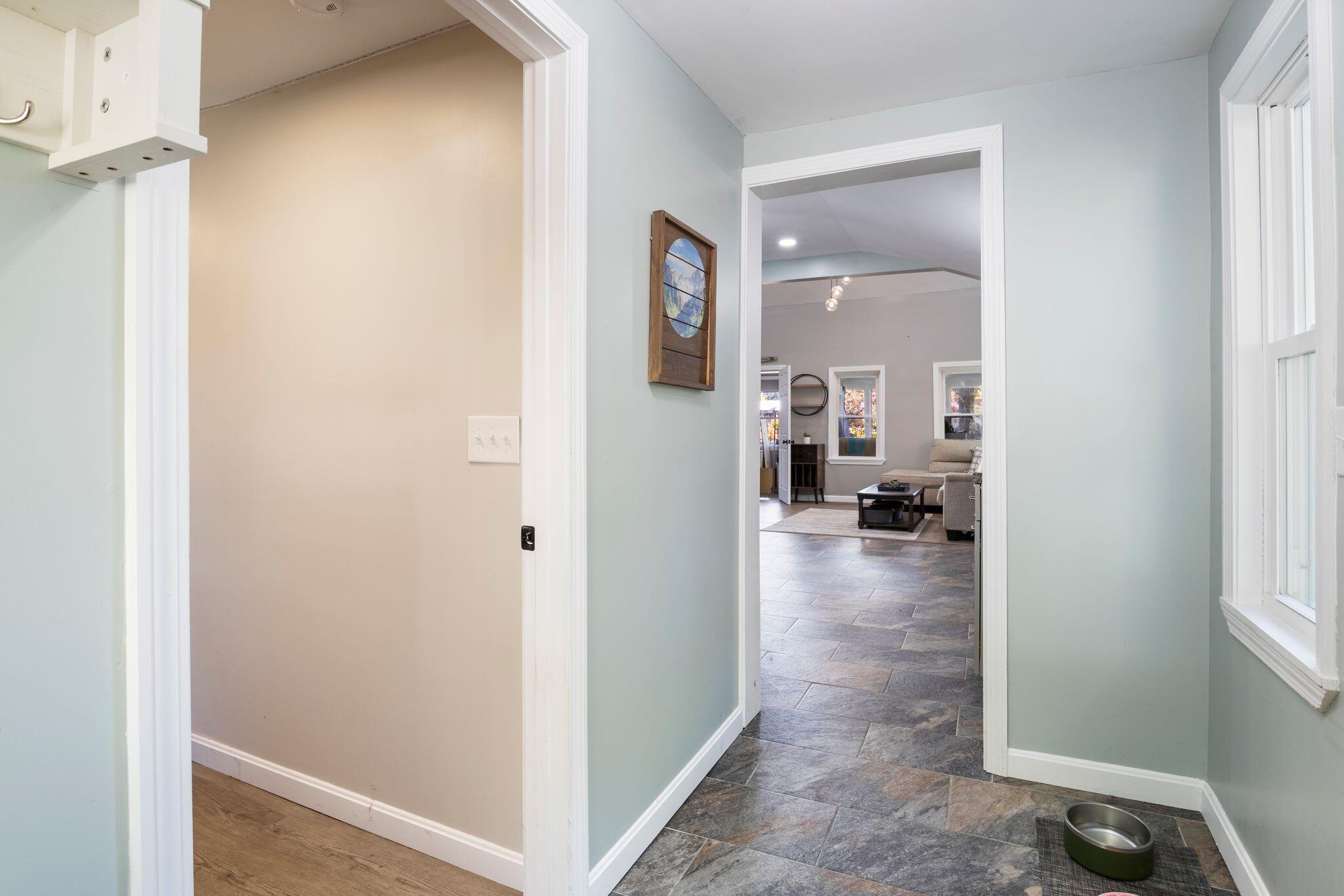 664 New Dam Road Sanford, ME 04073 - Photo 5 of 27 664_New_Dam_Rd_05