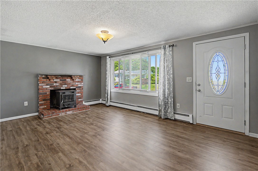 118 Duchess Road Cumberland, RI 02864 - Photo 2 of 21