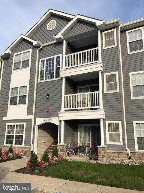 330 Nicholas Drive Riverside, NJ 08075 - Photo 1 of 14 Exterior