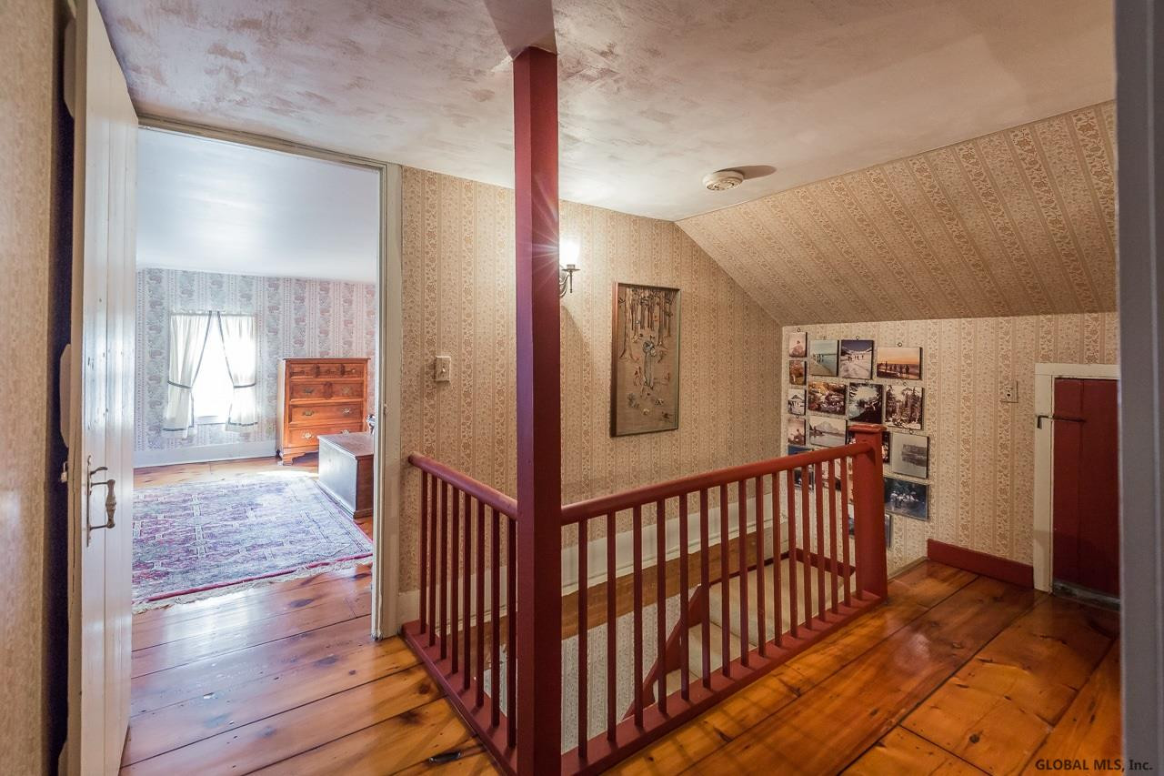 1091 Raymond Road Malta, NY 12020 - Photo 42 of 99 Photo 42