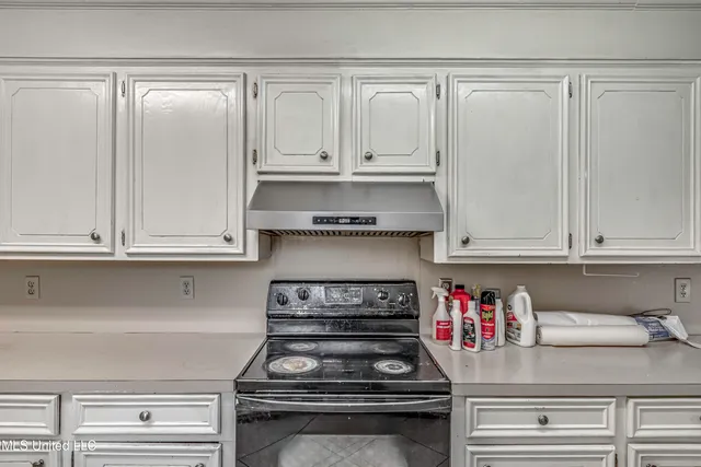 $255,000 | 1609 Old Vicksburg Road, Clinton, MS 39056