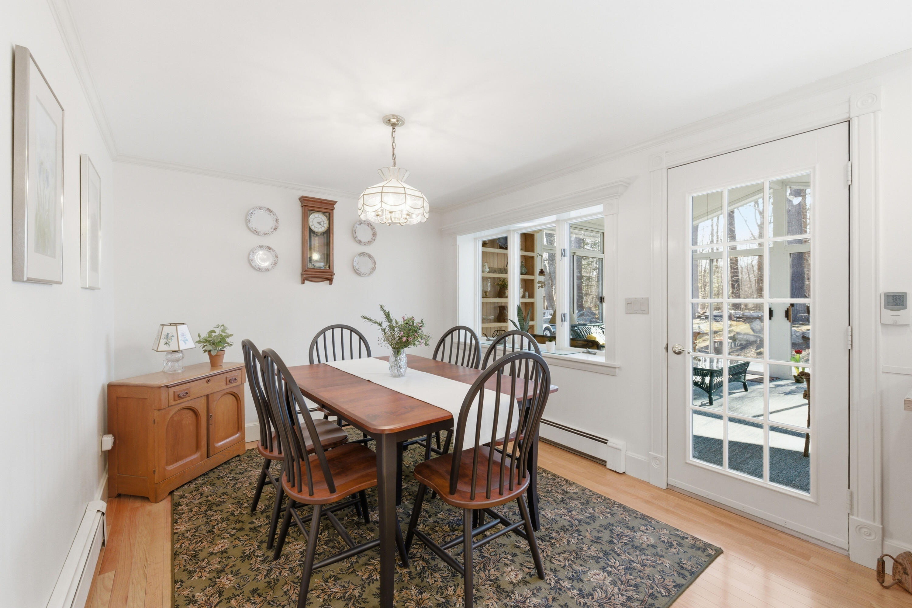 10 Longview Terrace Kennebunk, ME 04043 - Photo 14 of 47 Dining area