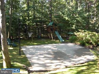 9 Woodbrook Road Voorhees, NJ 08043 - Photo 11 of 12 Exterior Back