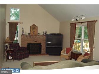 9 Woodbrook Road Voorhees, NJ 08043 - Photo 6 of 12 Family Room
