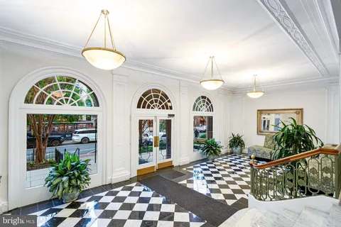 $450,000 | 1514 17th Street Northwest, Unit 113, Washington, DC 20036