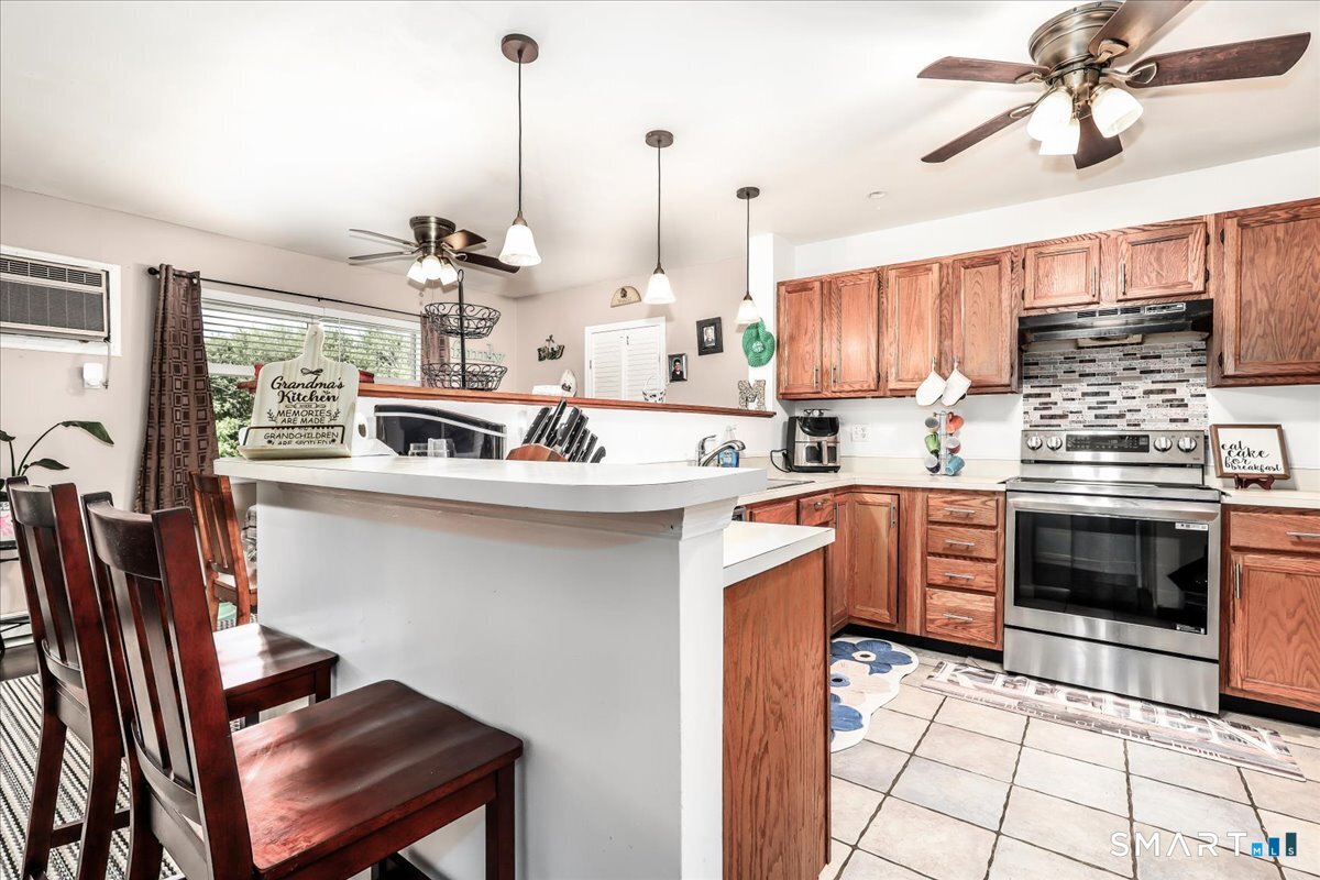 136 Pembroke Road, Unit 652 Danbury, CT 06811 - Photo 12 of 24