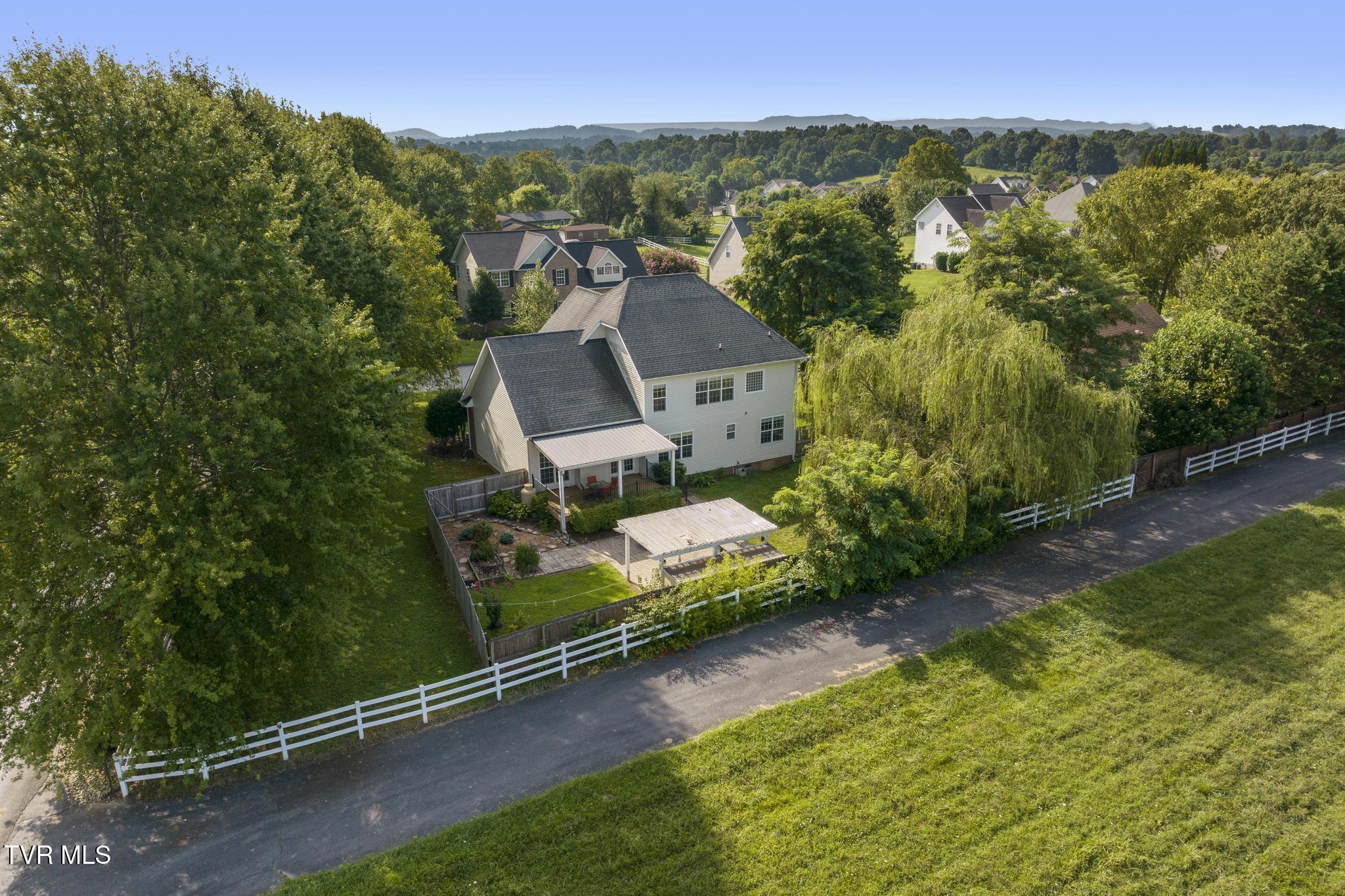 102 Ridgeview Meadows Drive Gray, TN 37615 - Photo 48 of 51 DJI_0800
