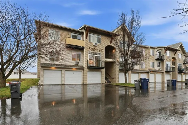 $285,000 | 22855 East Country Vista Drive, Unit 381, Liberty Lake, WA 99019
