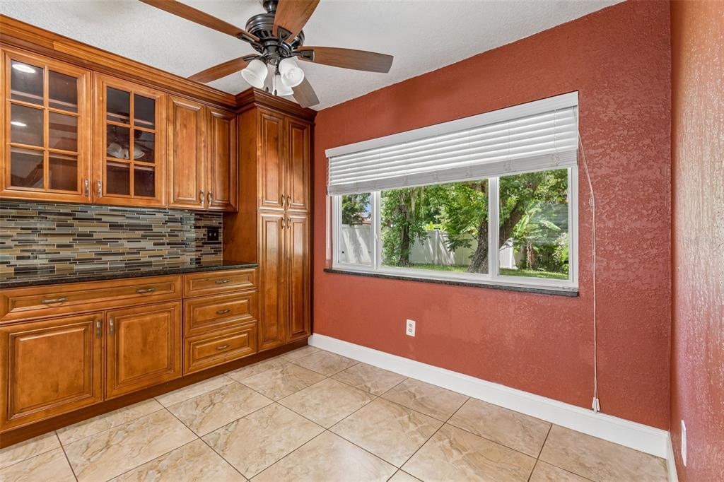 15109 Springview Street Tampa, FL 33624 - Photo 6 of 31