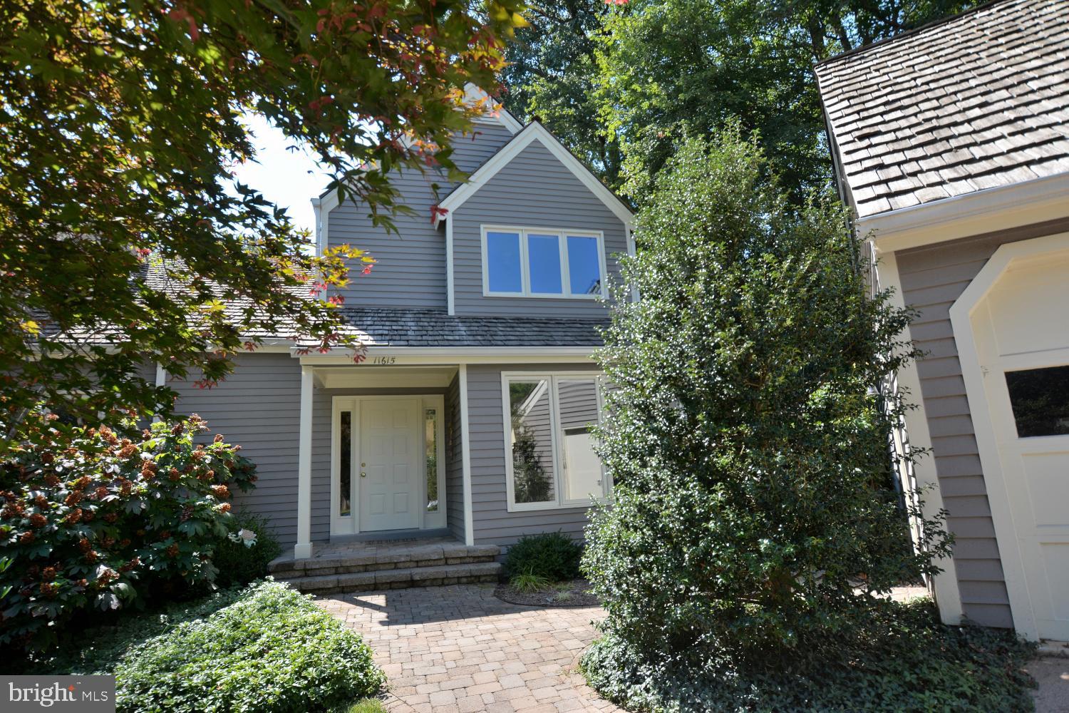 11615 Chapel Cross Way Reston, VA 20194 - Photo 2 of 40 Private location on cul-de-sac