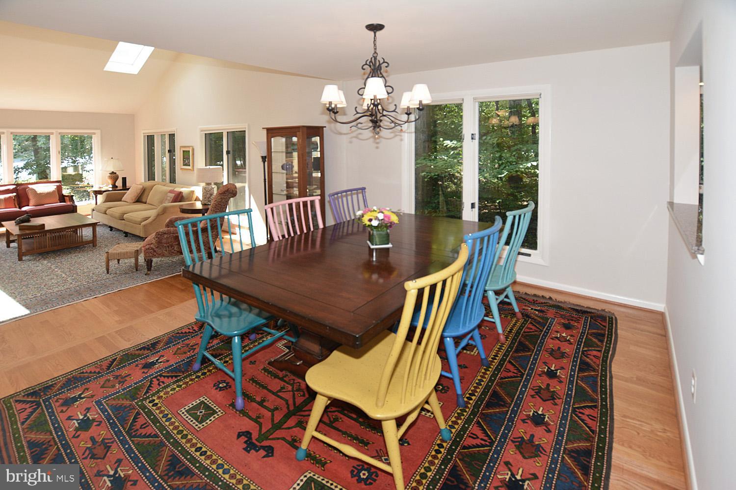 11615 Chapel Cross Way Reston, VA 20194 - Photo 10 of 40 Lovely dining room
