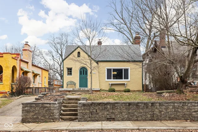 $325,000 | 5321 Carrollton Avenue, Indianapolis, IN 46220