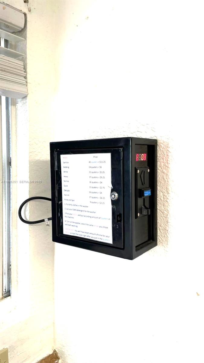 3 Southwest 7th Avenue Dania Beach, FL 33004 - Photo 9 of 25 a picture of a room