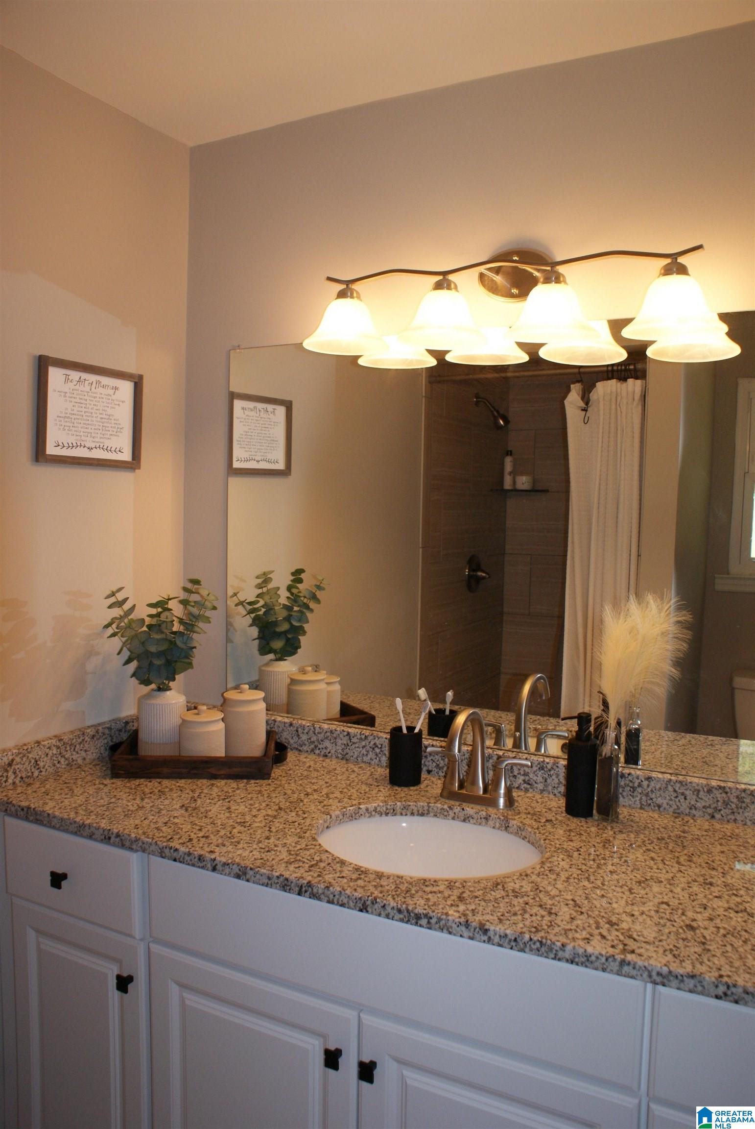 1808 King Charles Court Alabaster, AL 35007 - Photo 4 of 13