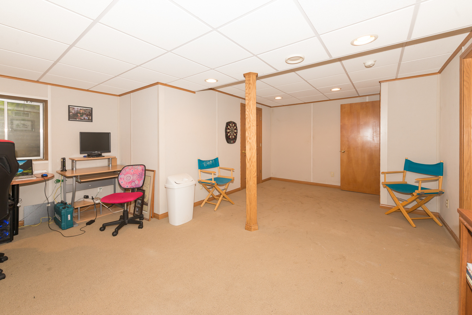 1S183 Valley Road Lombard, IL 60148 - Photo 18 of 25 a view of a room with gym equipment