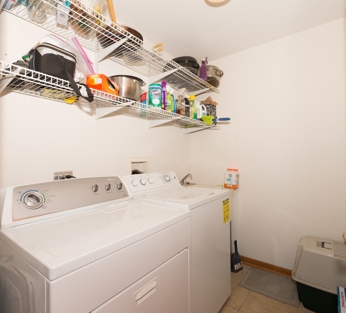 1S183 Valley Road Lombard, IL 60148 - Photo 20 of 25 a utility room with dryer and washer