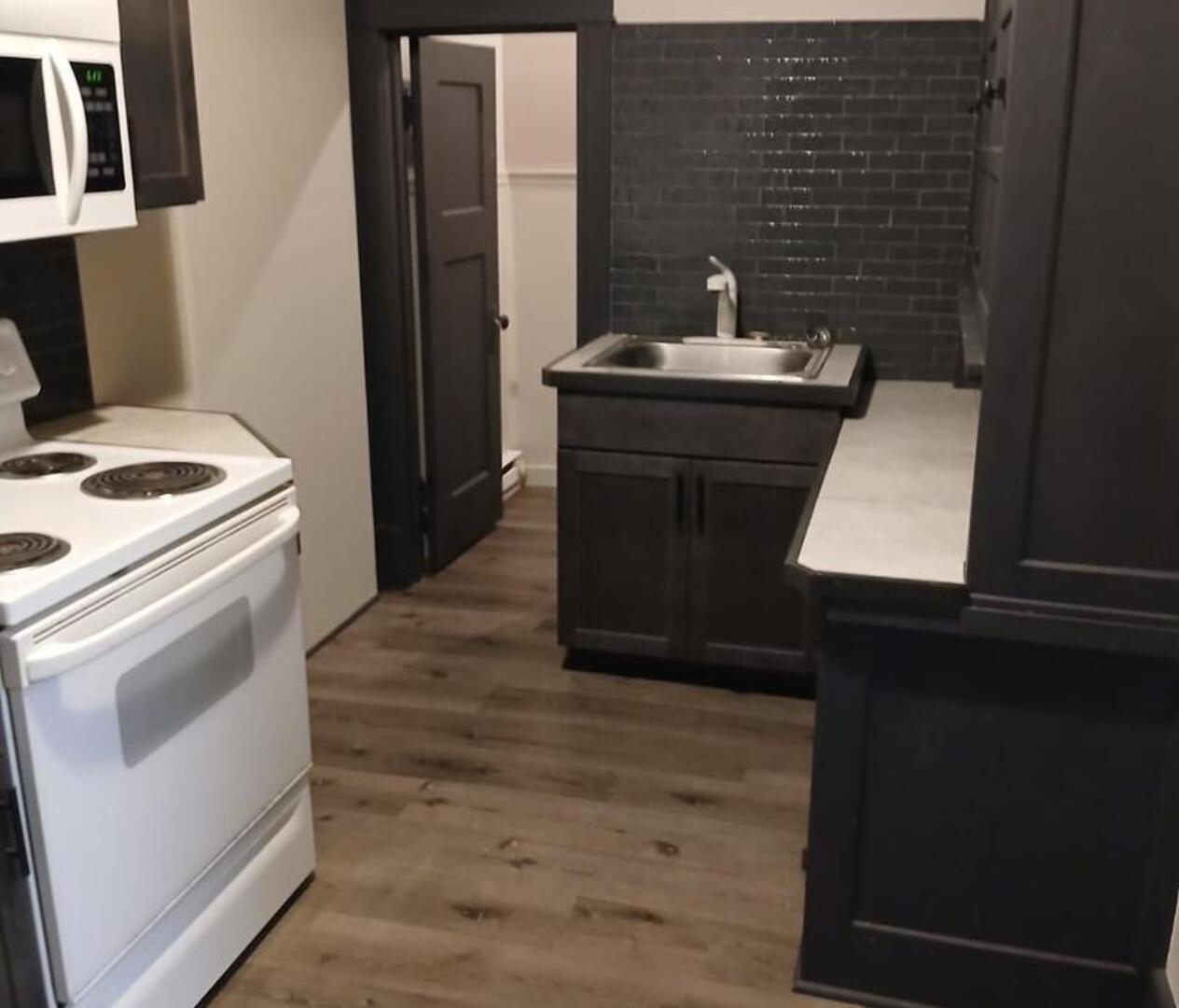 1818 4th Street Peru, IL 61354 - Photo 26 of 36 a room with a washer and dryer