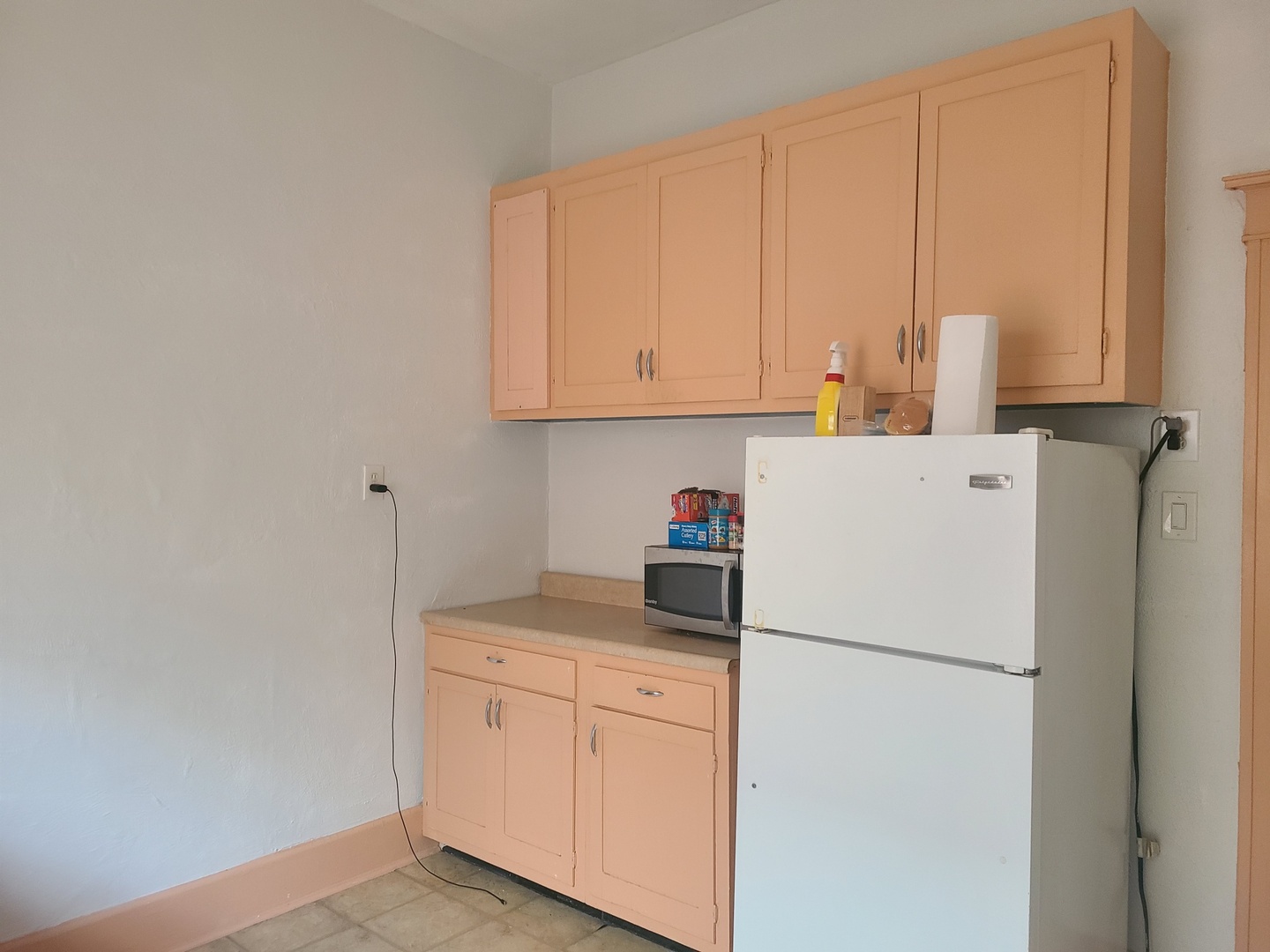1818 4th Street Peru, IL 61354 - Photo 36 of 36 a utility room with dryer and washer