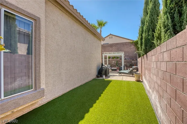 $3,700 | 57 Voltaire Avenue, Henderson, NV 89002