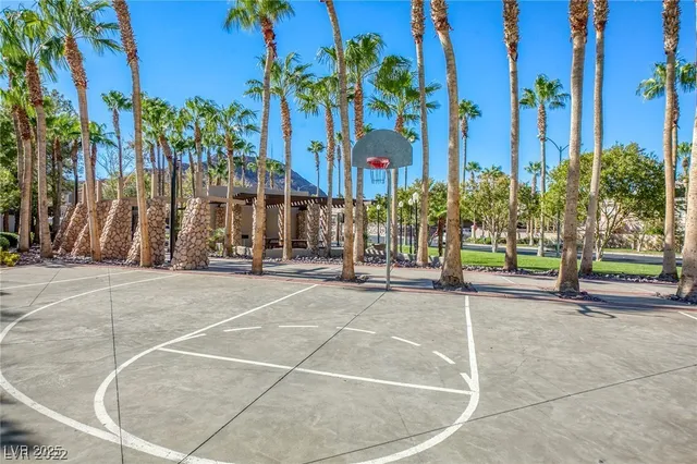 $3,700 | 57 Voltaire Avenue, Henderson, NV 89002