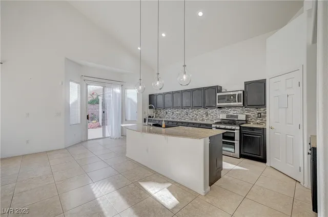 $3,700 | 57 Voltaire Avenue, Henderson, NV 89002