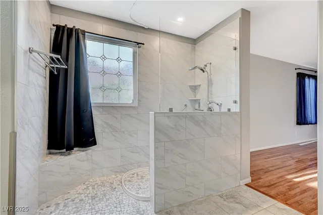 $3,700 | 57 Voltaire Avenue, Henderson, NV 89002