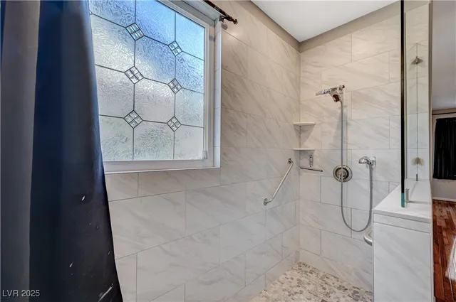 $3,700 | 57 Voltaire Avenue, Henderson, NV 89002