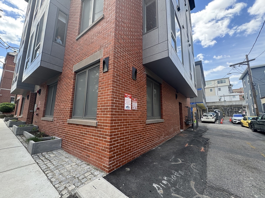 7 Sumner Place, Unit 2 Boston, MA 02128 - Photo 17 of 17
