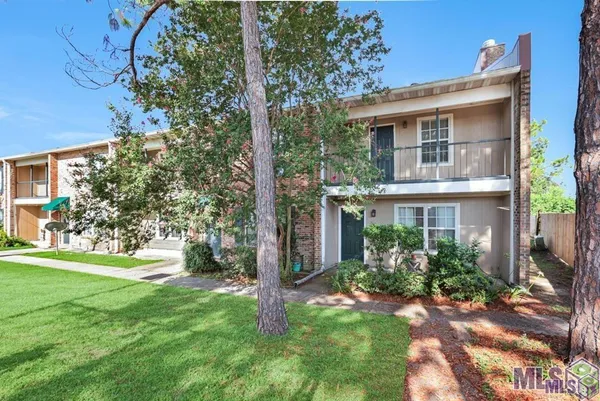 $1,325 | 4625 Parkoaks Drive, Baton Rouge, LA 70816