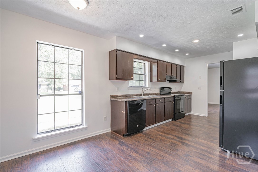 127 John Glenn Drive Rincon, GA 31326 - Photo 12 of 43