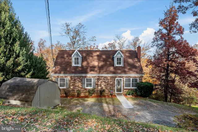 front view of house with a yard
