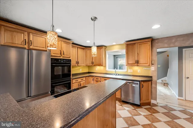 $449,900 | 66 Highland Park Lane, Front Royal, VA 22630