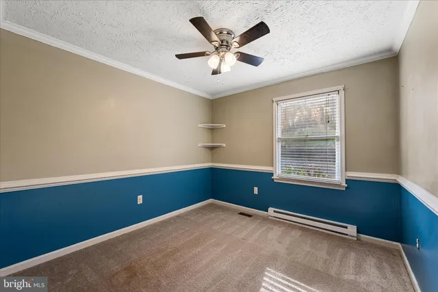 $449,900 | 66 Highland Park Lane, Front Royal, VA 22630