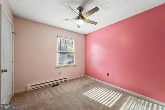 $449,900 | 66 Highland Park Lane, Front Royal, VA 22630