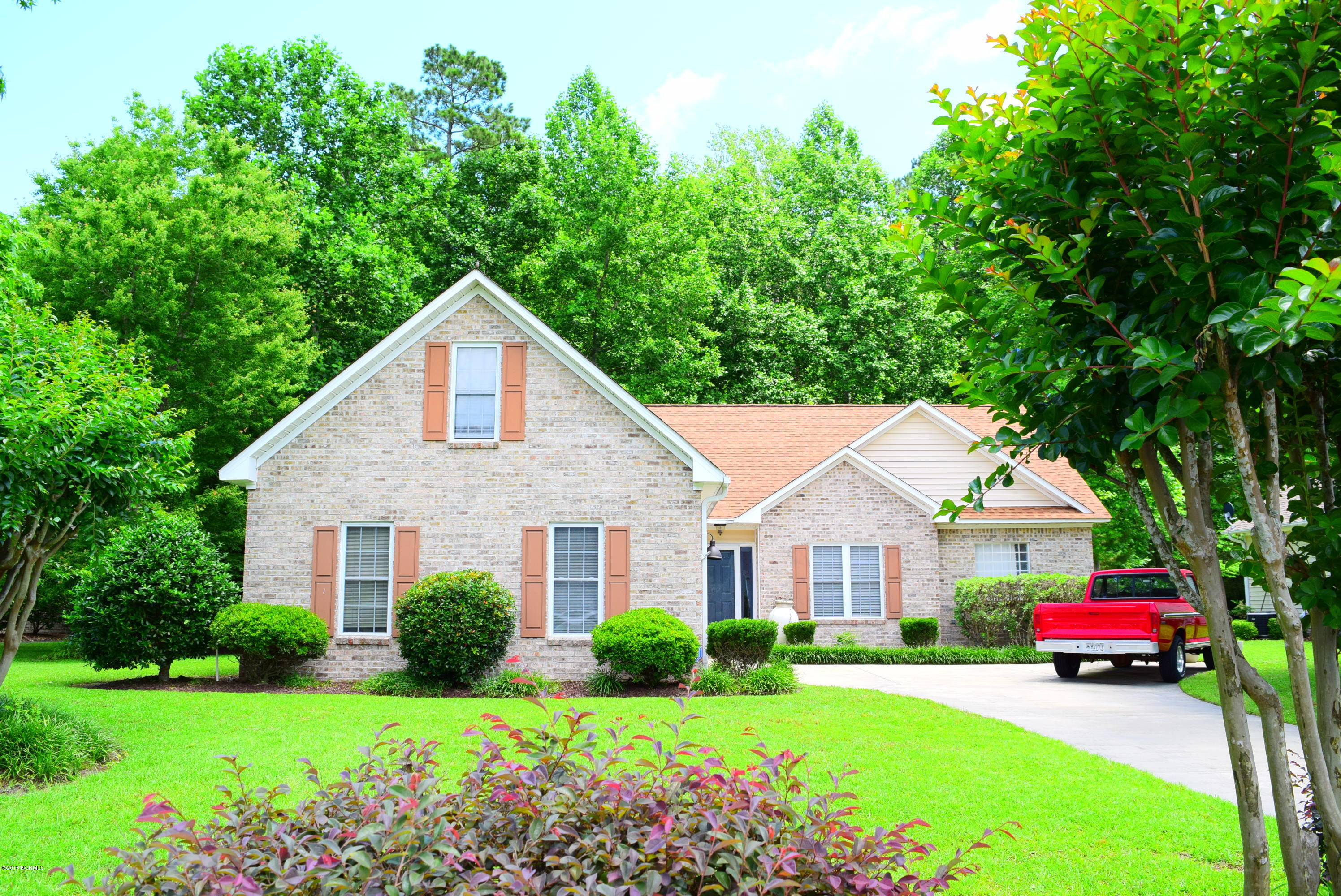 124 Neuchatel Road New Bern, NC 28562 - Photo 1 of 38 DSC_0403