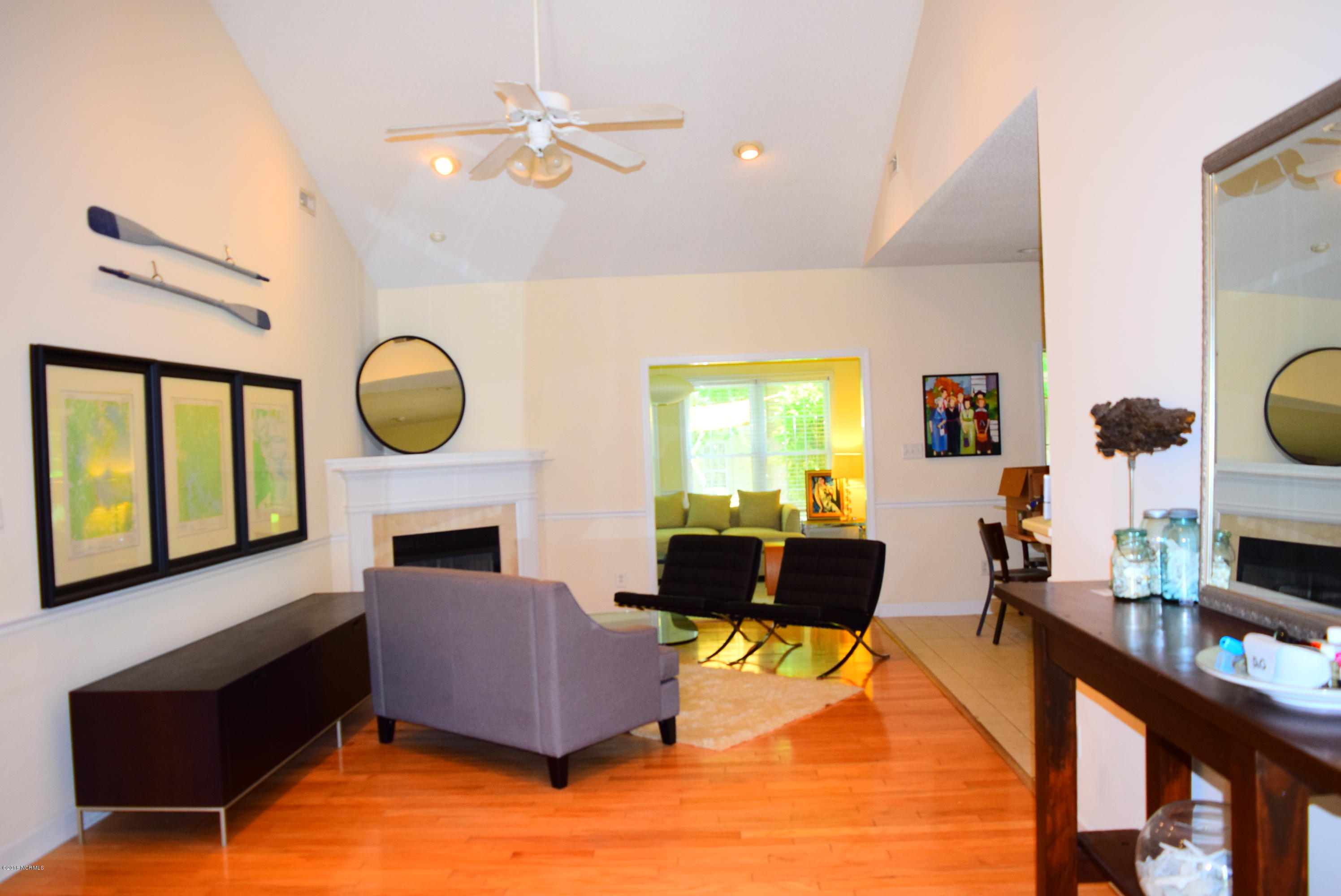 124 Neuchatel Road New Bern, NC 28562 - Photo 3 of 38 DSC_0396