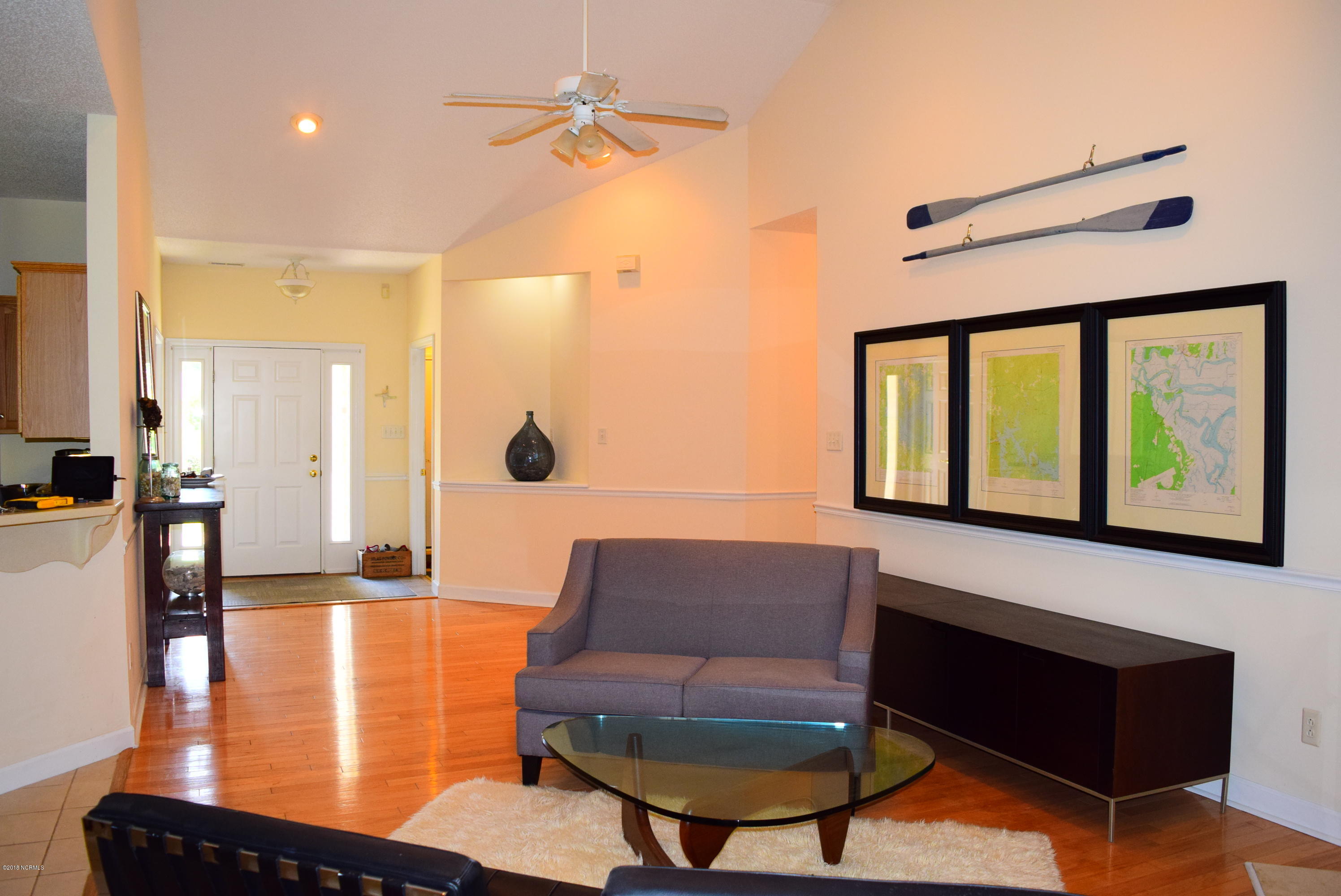 124 Neuchatel Road New Bern, NC 28562 - Photo 5 of 38 DSC_0393