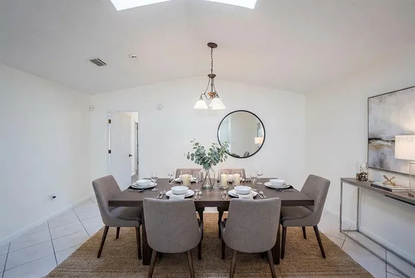 $365,000 | 6 Westgrill Drive, Palm Coast, FL 32164