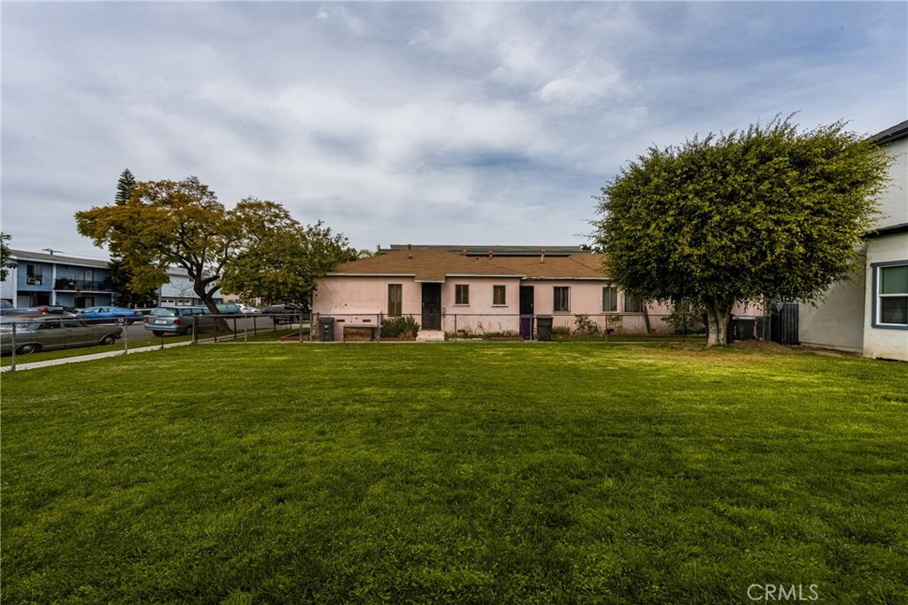 1606 Chestnut Avenue Long Beach, CA 90813 - Photo 5 of 25