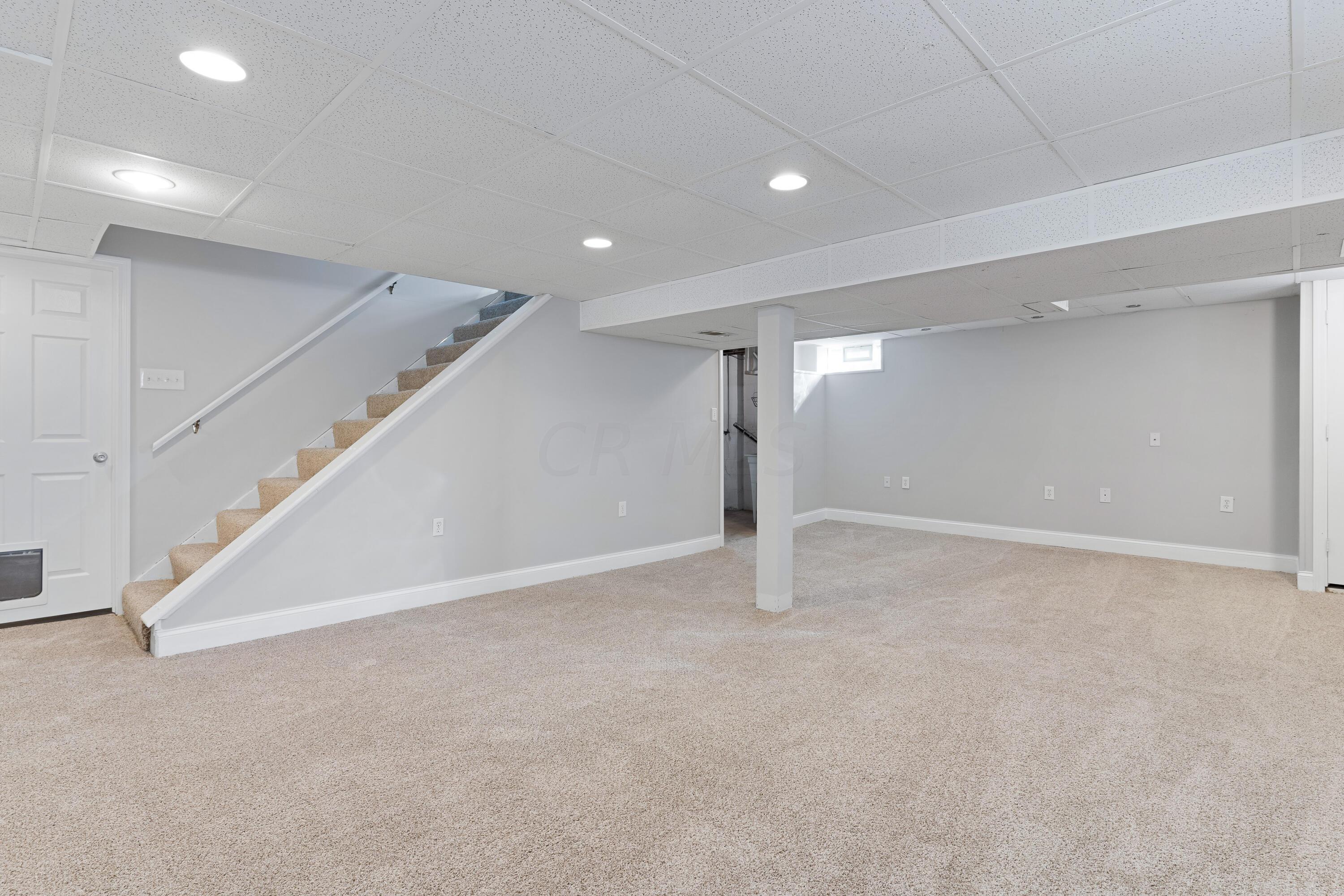 255 Broken Arrow Road Columbus, OH 43230 - Photo 32 of 40 Finished Basement