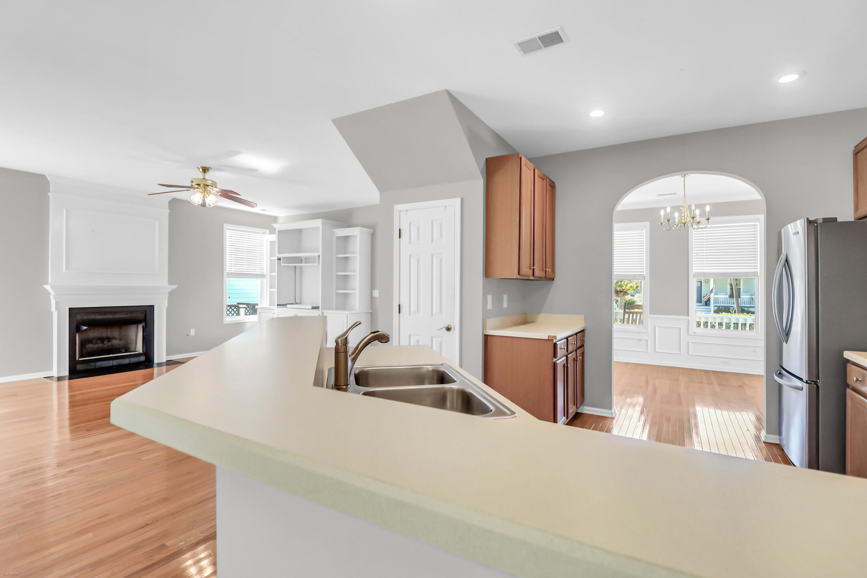 2250 Sandy Point Lane Mount Pleasant, SC 29466 - Photo 15 of 39 2250 Sandy Point -Tidalcreekphoto- (25)