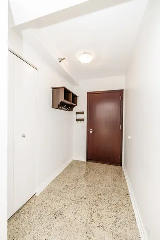 $2,500 | 33 West Ontario Street, Unit 15C, Chicago, IL 60654