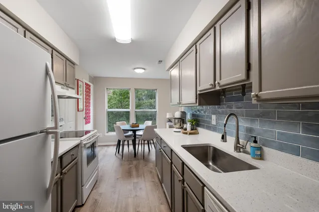 $250,000 | 13214 Meander Cove Drive, Unit 54, Germantown, MD 20874