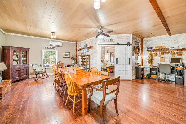 $495,000 | 4444 Wesley Freebairn Road, Earlville, IL 60518